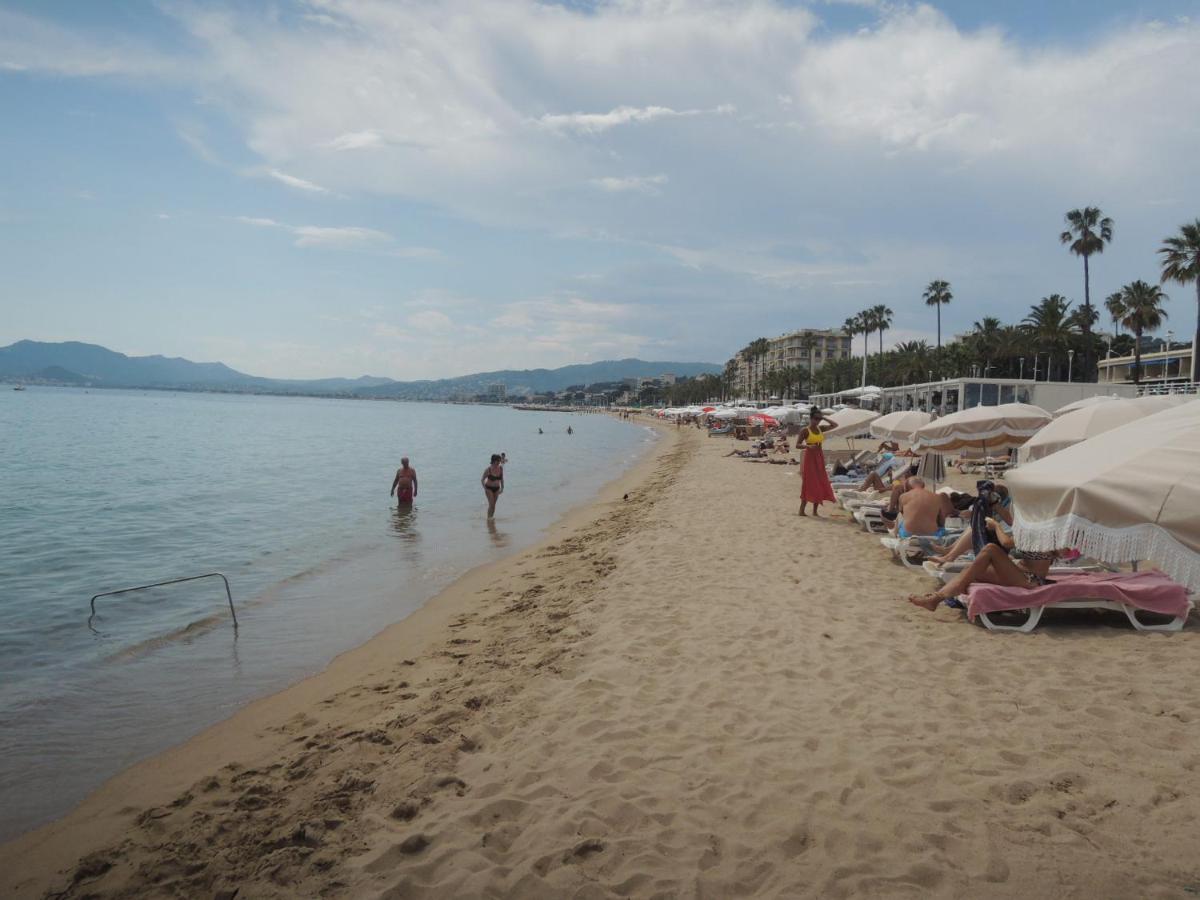 Luxury Family 2Br - Prime Location, Walk To Beach & Shopping, Sunny Balcony - Totolulu Cannes Hoche Exterior photo